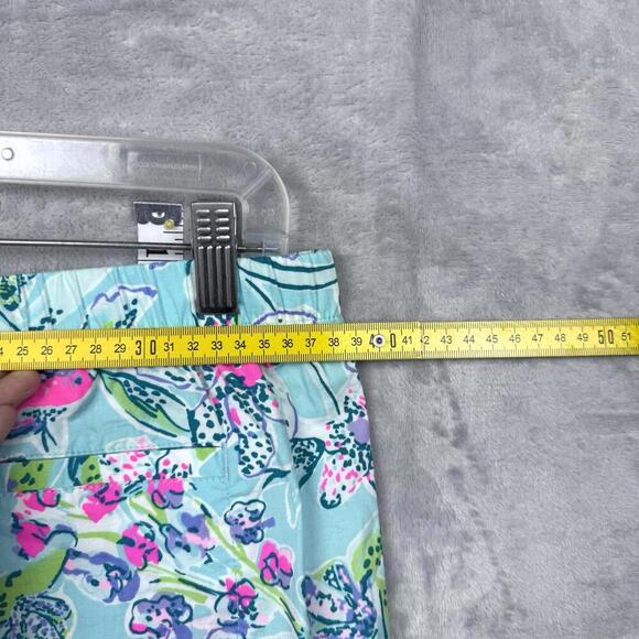 Lilly Pulitzer Women’s Shorts Sz XS Floral Print Blue Pink Green Stretch Cotton - Picture 7 of 9